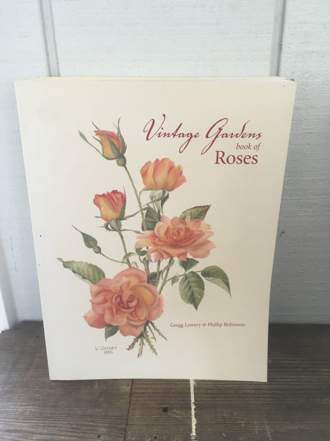 Vintage Gardens Book of Roses
